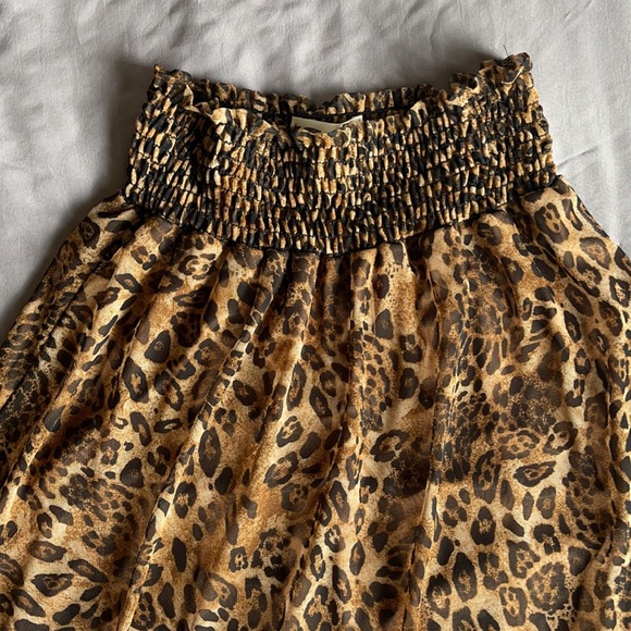 *BRAND NEW* PLEASE BUY, moving! Size M Leopard Print Midi Skirt - Picture 2 of 6